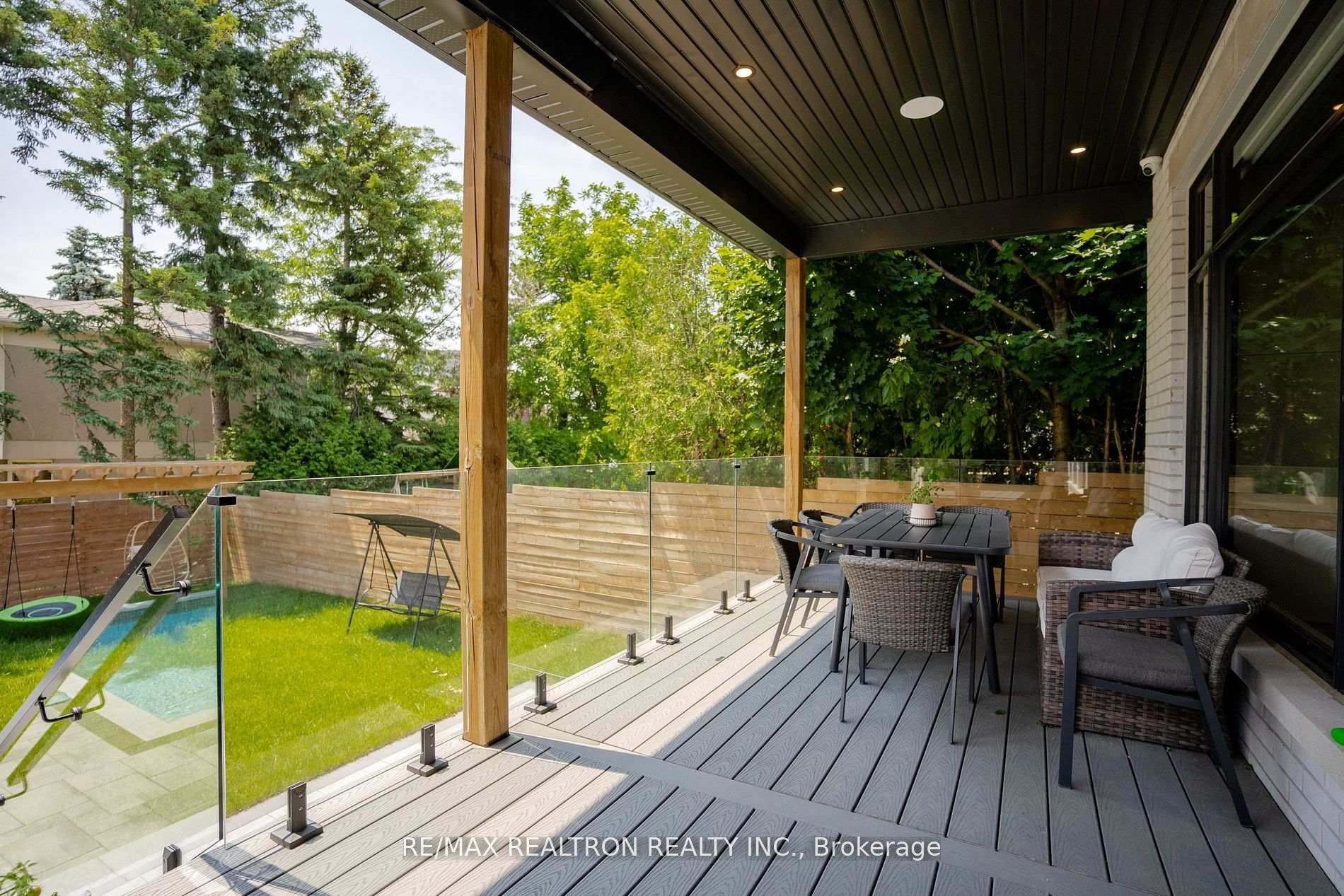 Photo 33 of 17 Malaren Road, Vaughan, Maple — HOMEH