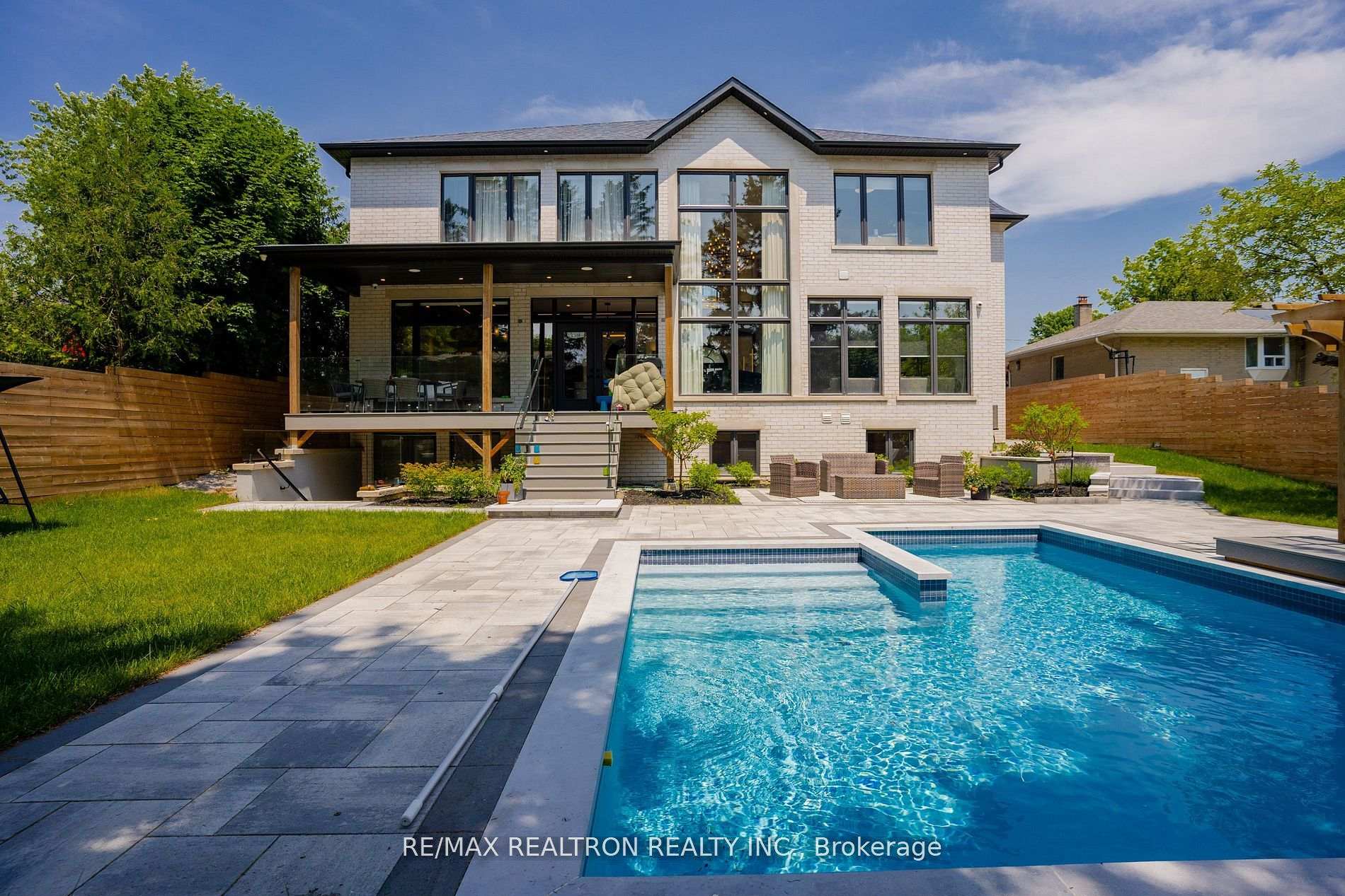 Photo 38 of 17 Malaren Road, Vaughan, Maple — HOMEH
