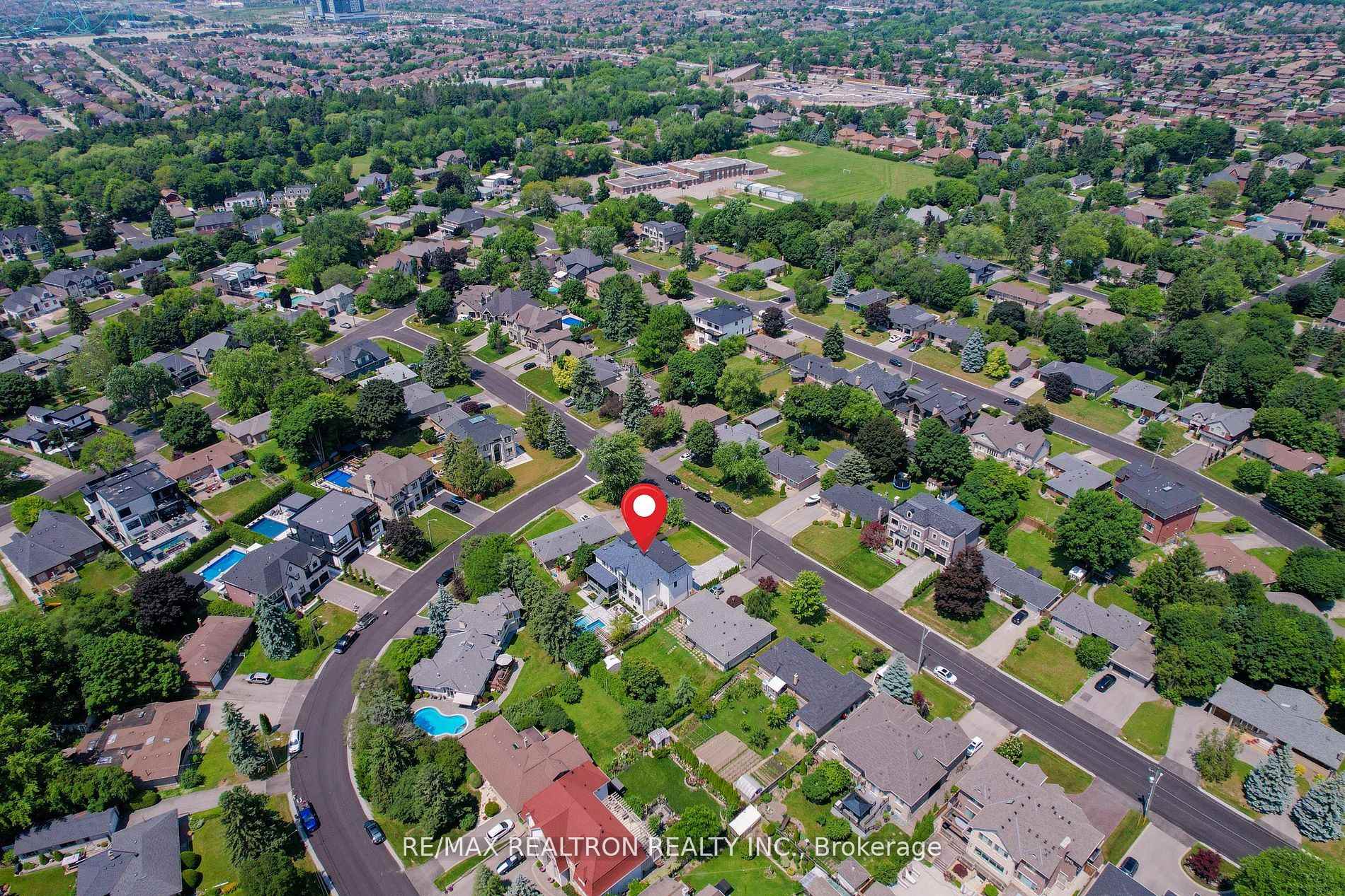 Photo 40 of 17 Malaren Road, Vaughan, Maple — HOMEH