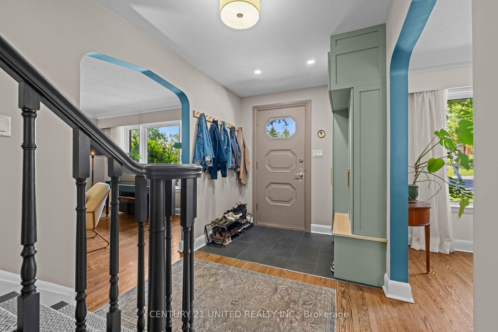 Photo 5 of 1382 Gordon Avenue, Peterborough, Town Ward 3 — HOMEH
