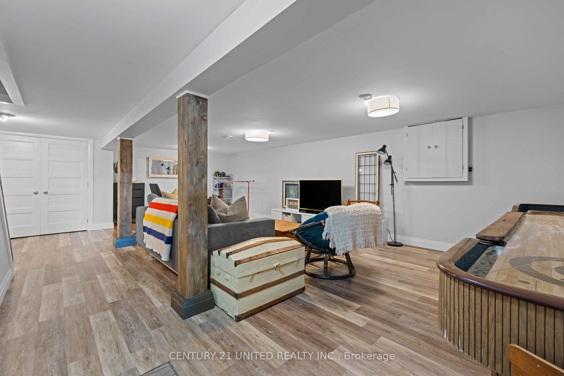 Photo 32 of 1382 Gordon Avenue, Peterborough, Town Ward 3 — HOMEH