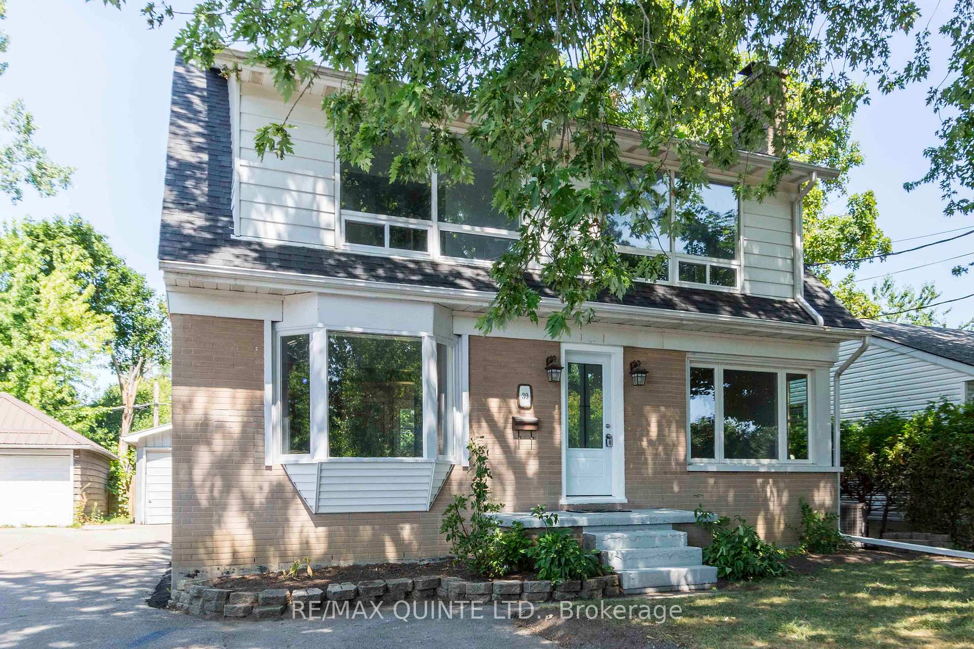 Photo 1 of 30 Southview Avenue, Belleville, Belleville Ward — HOMEH