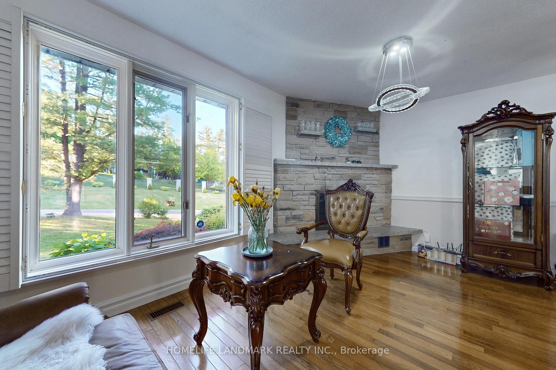 Photo 11 of 11 Marcus Court, Vaughan, Rural Vaughan — HOMEH