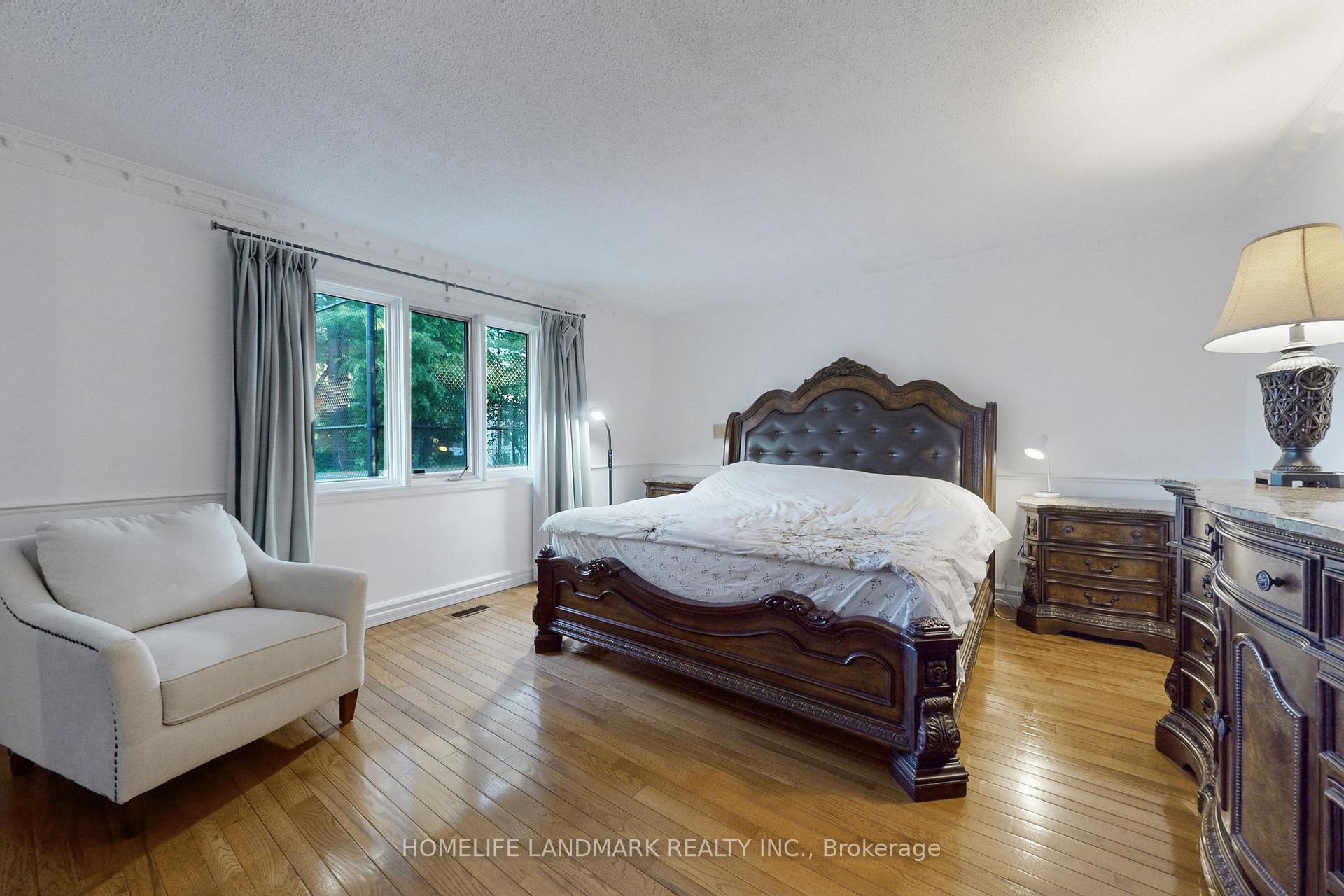 Photo 24 of 11 Marcus Court, Vaughan, Rural Vaughan — HOMEH