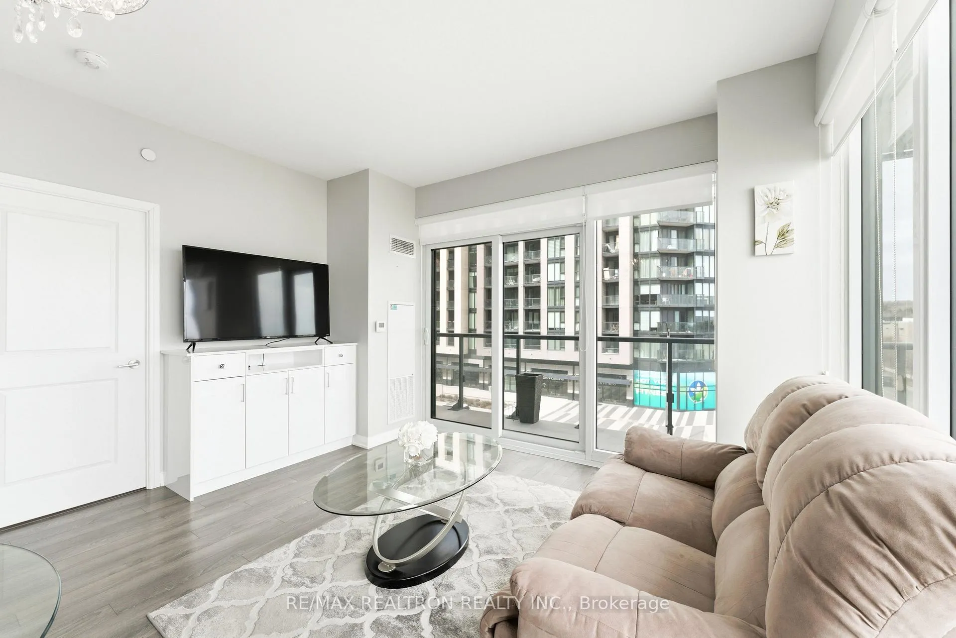 Photo 15 of Unit 305, 99 Eagle Rock Way, Vaughan, Rural Vaughan — HOMEH
