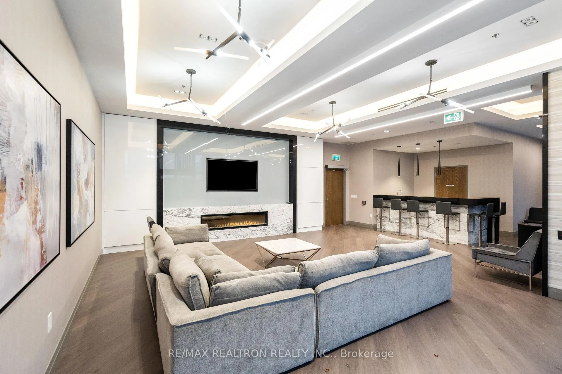Photo 37 of Unit 305, 99 Eagle Rock Way, Vaughan, Rural Vaughan — HOMEH