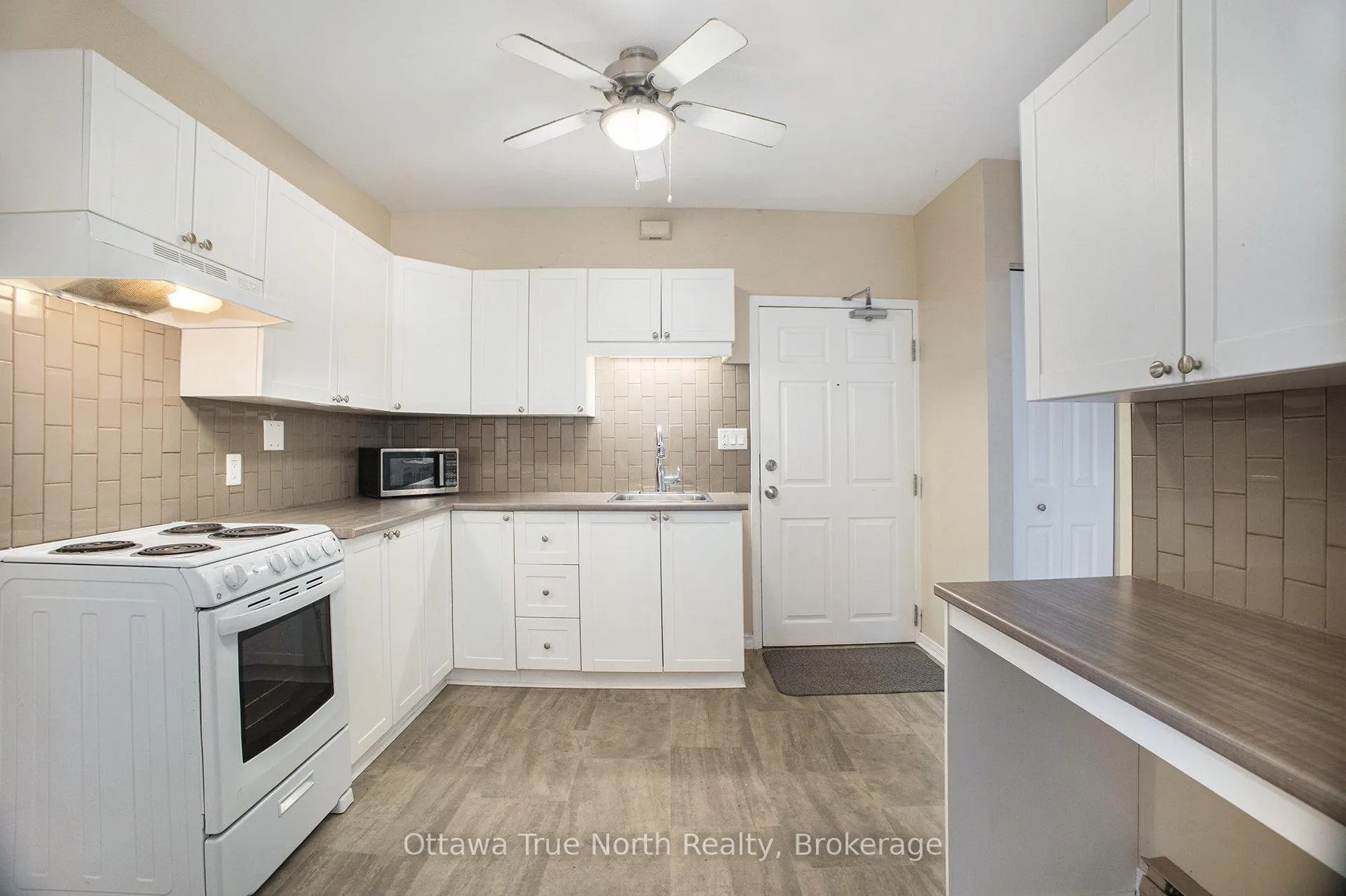 Photo 3 of Unit 1, 5 Charles Street, Carleton Place — HOMEH
