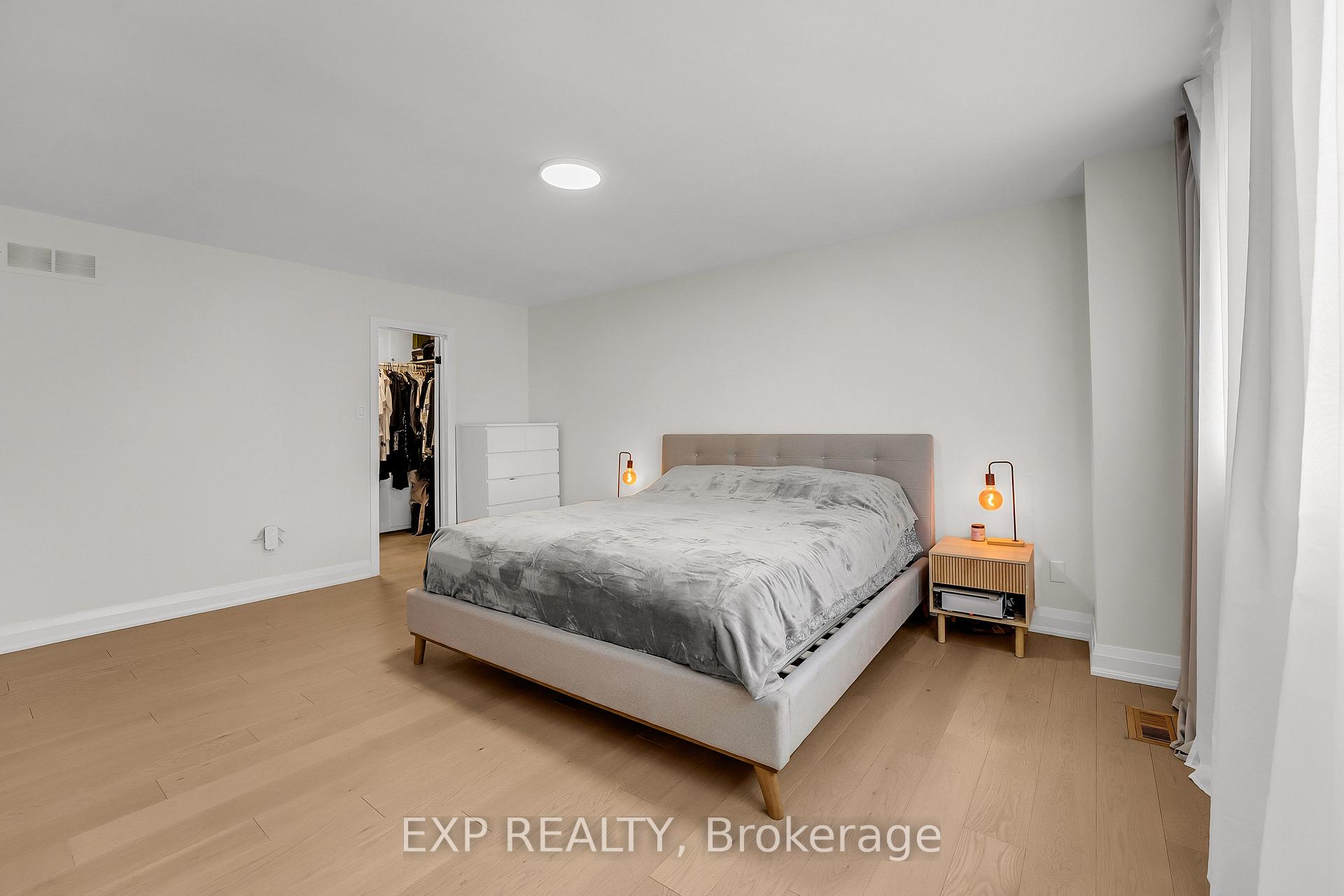 Photo 22 of 168 Chancellor Drive, Vaughan, East Woodbridge — HOMEH