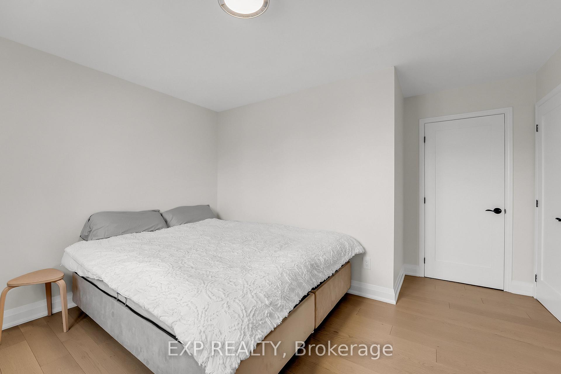 Photo 26 of 168 Chancellor Drive, Vaughan, East Woodbridge — HOMEH