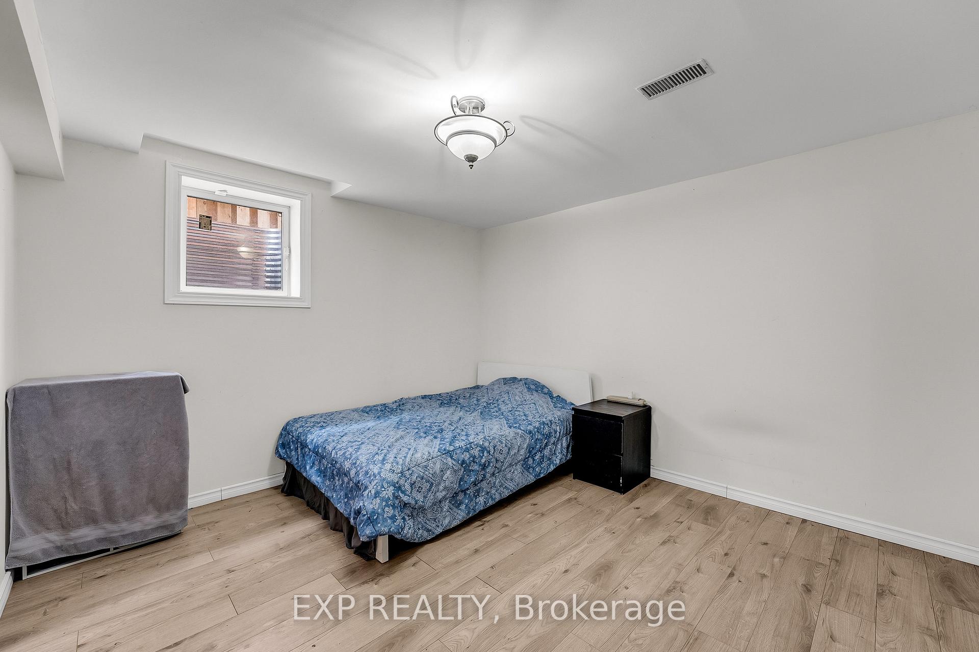 Photo 34 of 168 Chancellor Drive, Vaughan, East Woodbridge — HOMEH