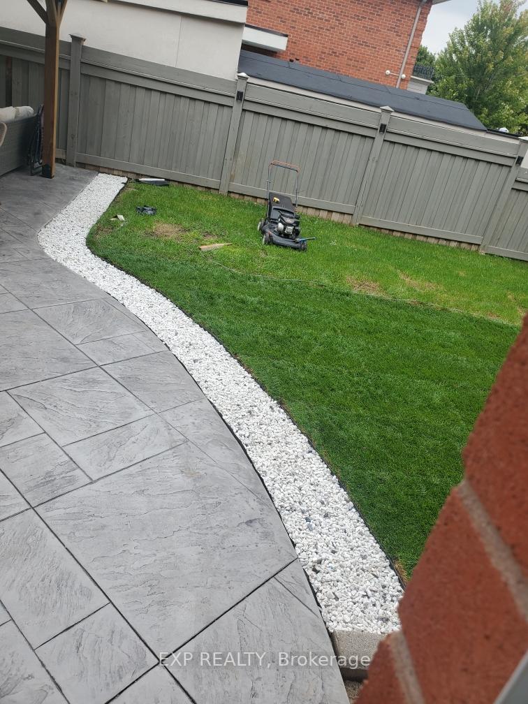 Photo 43 of 168 Chancellor Drive, Vaughan, East Woodbridge — HOMEH