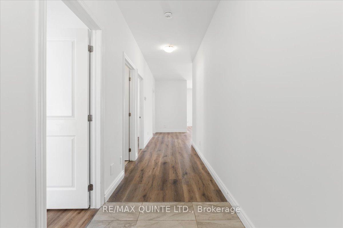 Photo 5 of 125 Sienna Avenue, Belleville, Belleville Ward — HOMEH