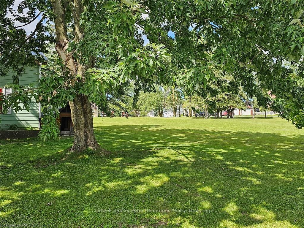 Photo 3 of 112 George Street, Arran-Elderslie — HOMEH