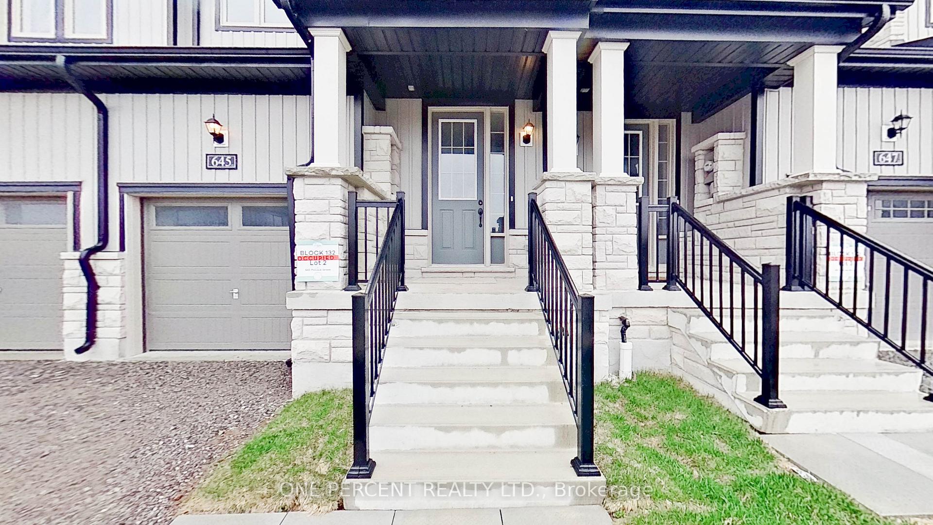 Photo 2 of 645 Pollock Grove, Peterborough, Monaghan Ward 2 — HOMEH
