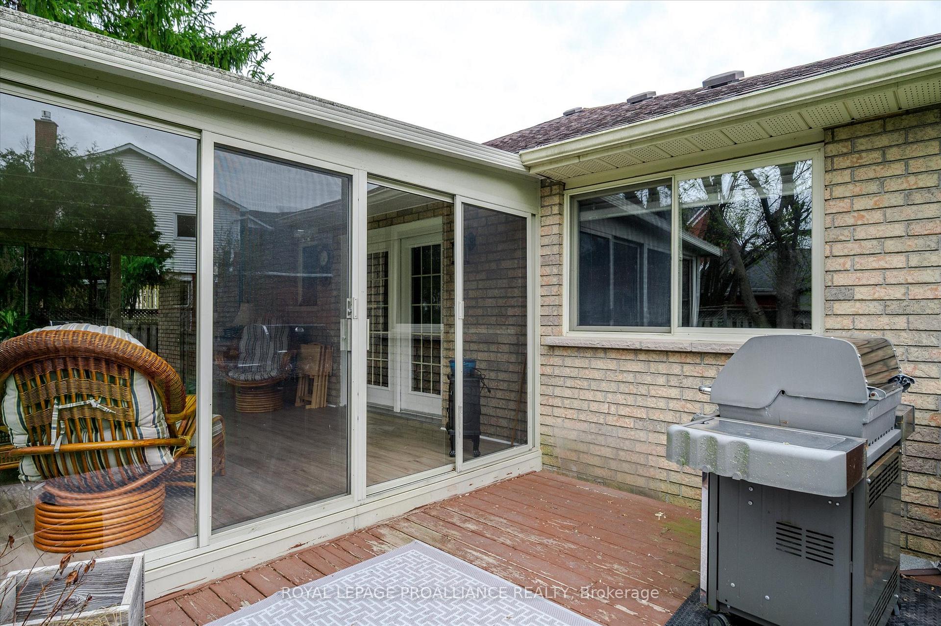 Photo 14 of 1512 Glenforest Crescent, Peterborough, Monaghan Ward 2 — HOMEH