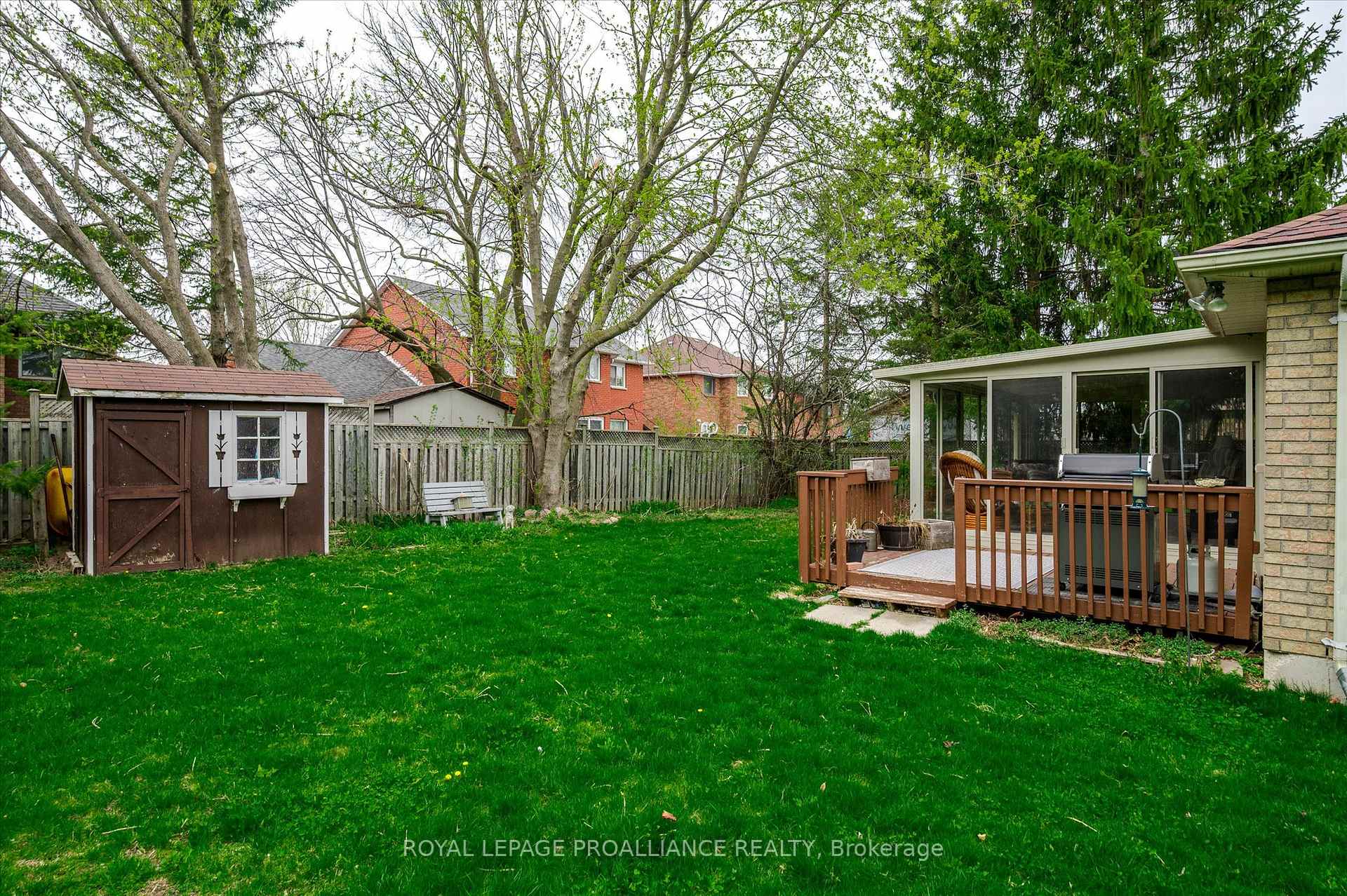 Photo 16 of 1512 Glenforest Crescent, Peterborough, Monaghan Ward 2 — HOMEH