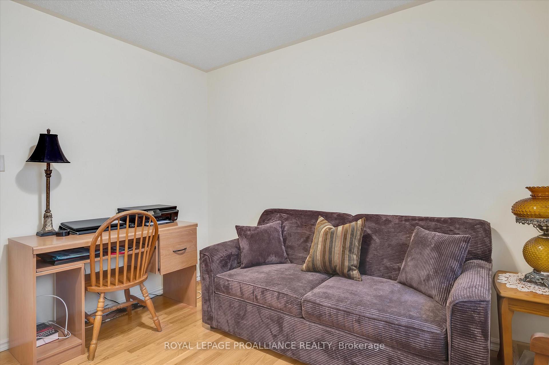 Photo 32 of 1512 Glenforest Crescent, Peterborough, Monaghan Ward 2 — HOMEH