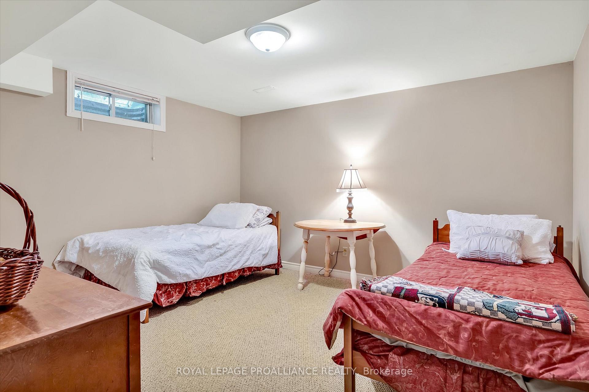 Photo 35 of 1512 Glenforest Crescent, Peterborough, Monaghan Ward 2 — HOMEH