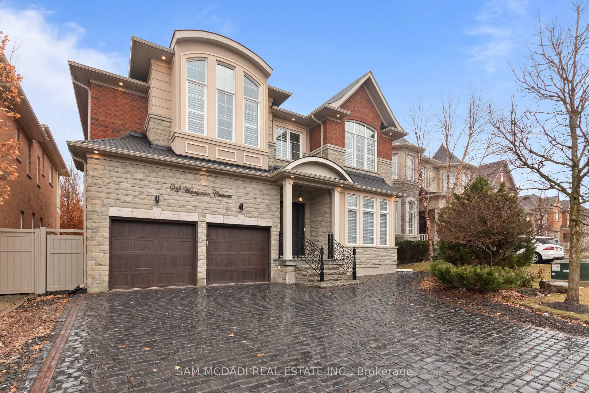 Photo 1 of 92 Heintzman Crescent, Vaughan, Patterson — HOMEH