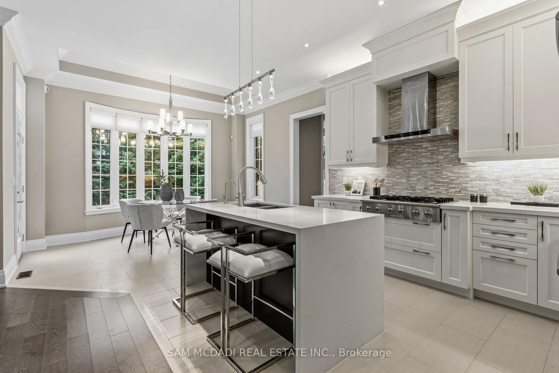 Photo 14 of 92 Heintzman Crescent, Vaughan, Patterson — HOMEH