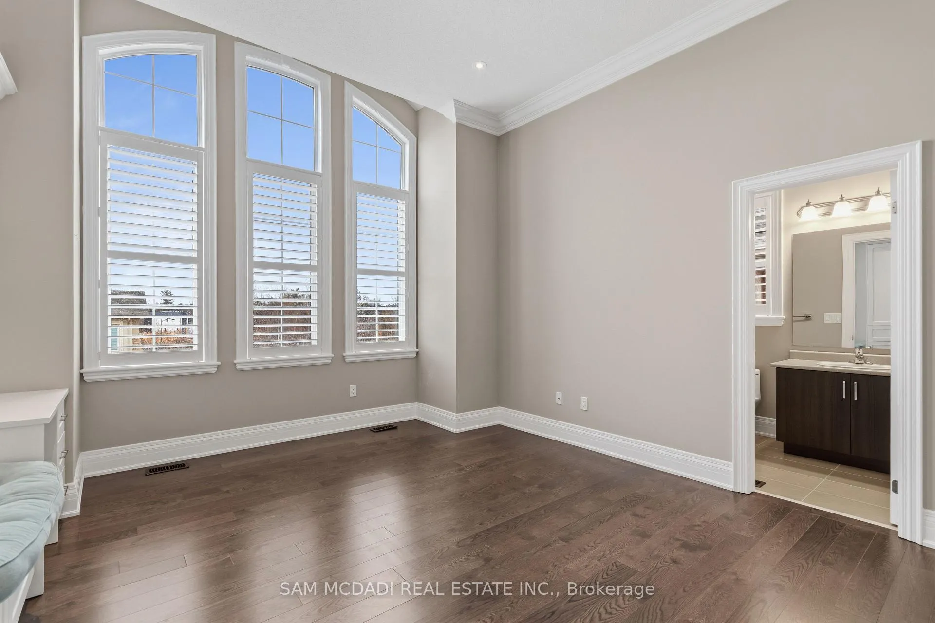 Photo 39 of 92 Heintzman Crescent, Vaughan, Patterson — HOMEH