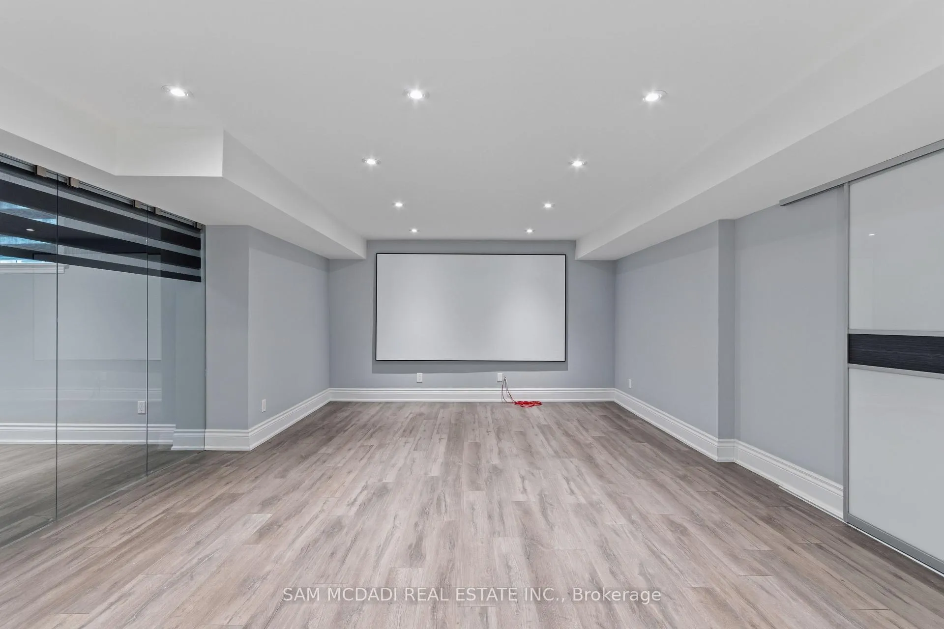 Photo 45 of 92 Heintzman Crescent, Vaughan, Patterson — HOMEH