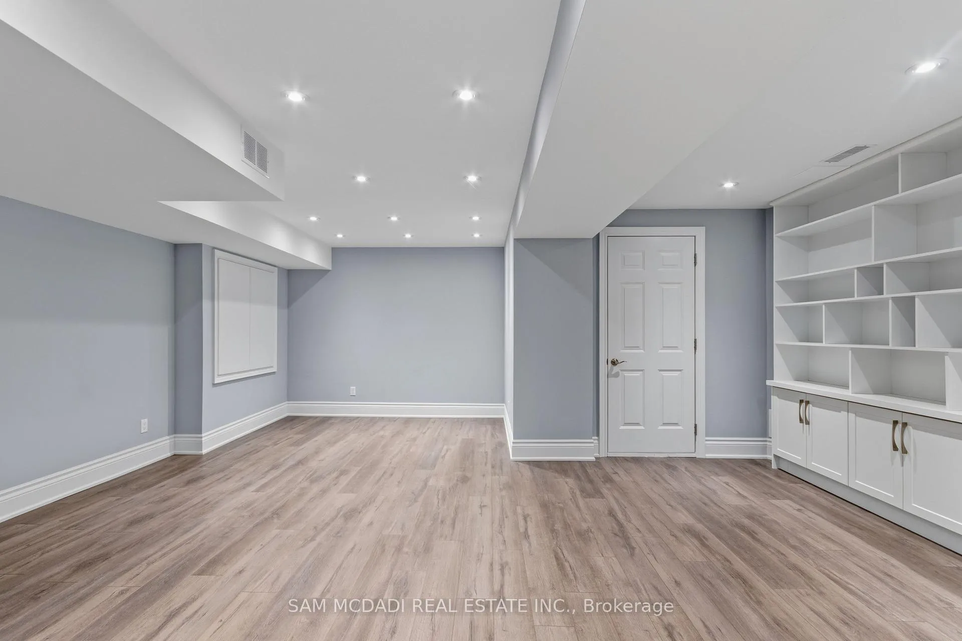 Photo 47 of 92 Heintzman Crescent, Vaughan, Patterson — HOMEH