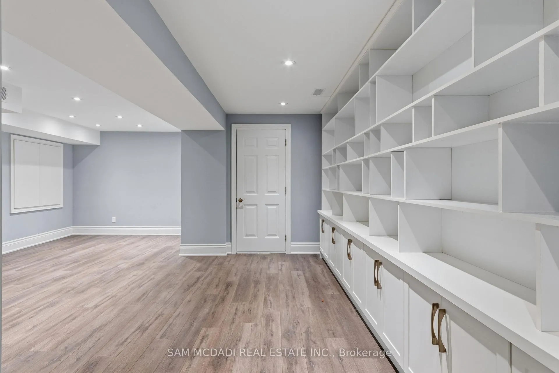 Photo 48 of 92 Heintzman Crescent, Vaughan, Patterson — HOMEH