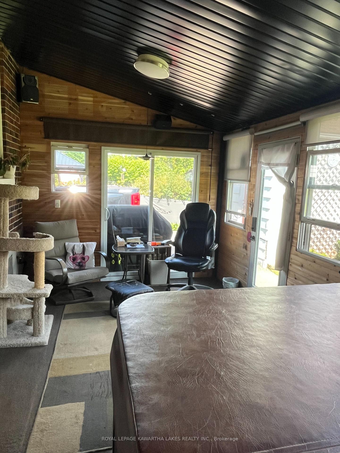 Photo 4 of 463 Arndon Avenue, Peterborough, Otonabee Ward 1 — HOMEH