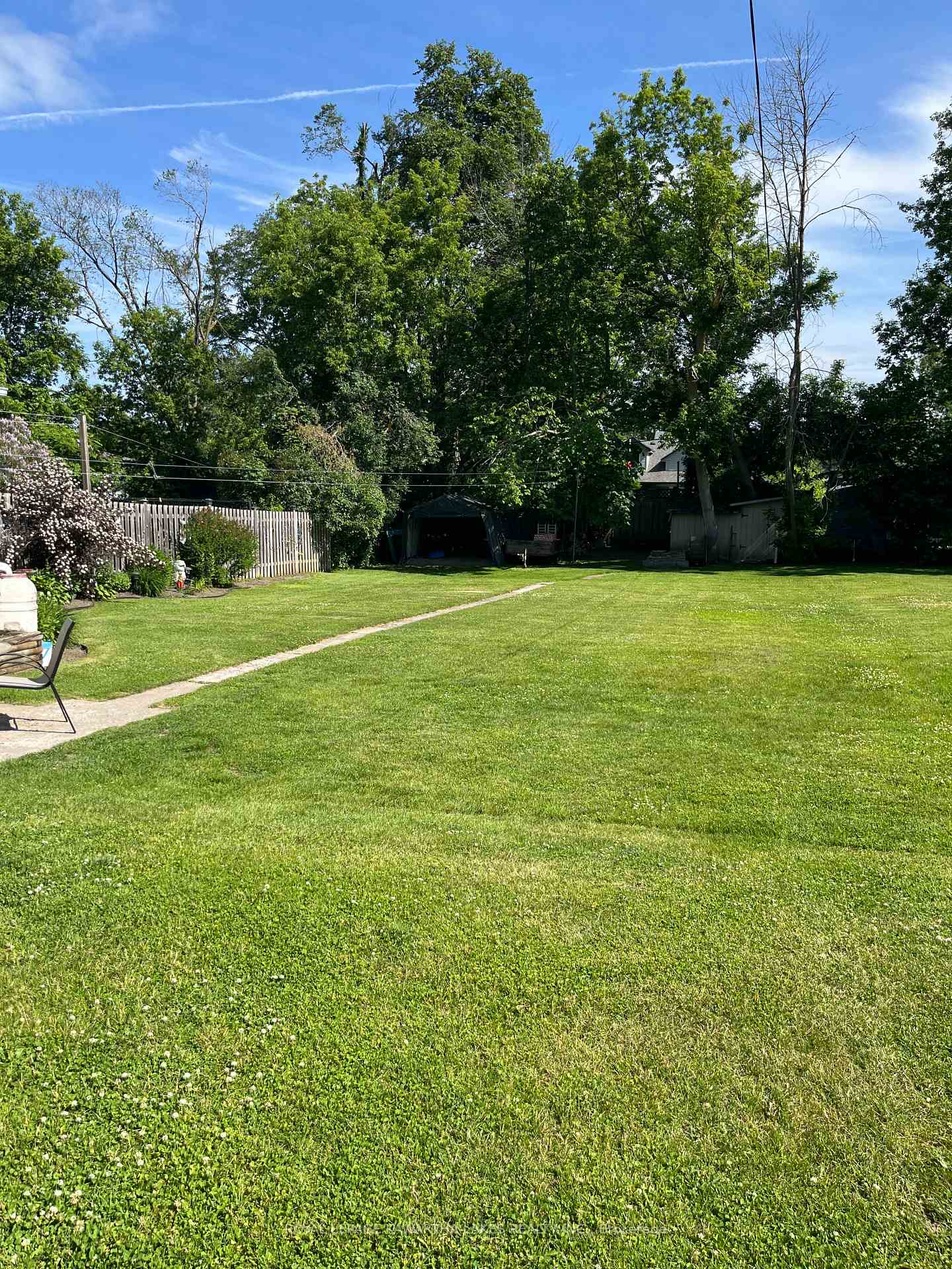 Photo 5 of 463 Arndon Avenue, Peterborough, Otonabee Ward 1 — HOMEH