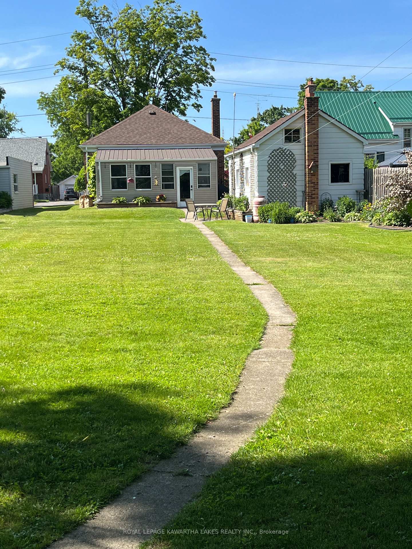 Photo 6 of 463 Arndon Avenue, Peterborough, Otonabee Ward 1 — HOMEH
