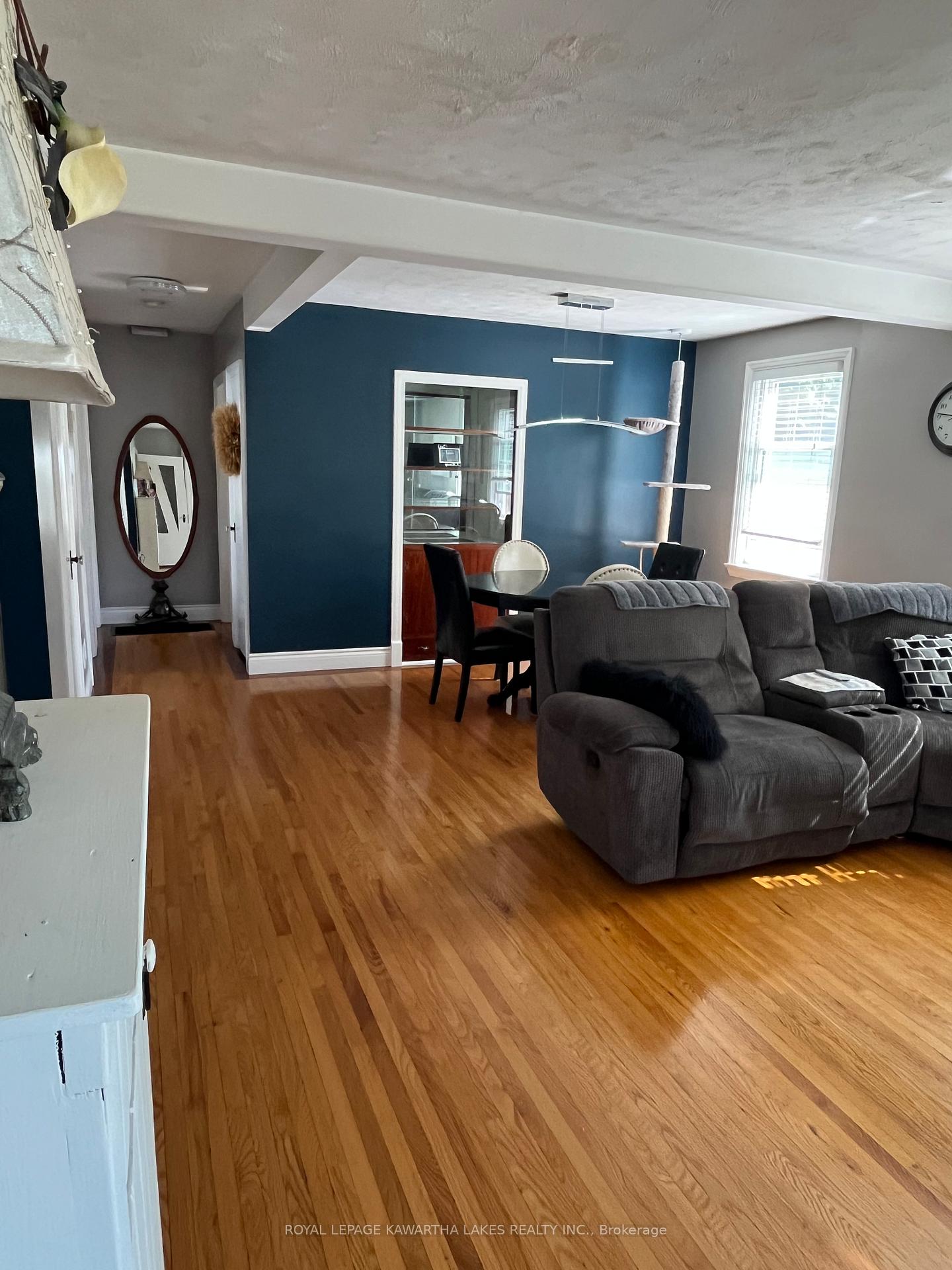 Photo 14 of 463 Arndon Avenue, Peterborough, Otonabee Ward 1 — HOMEH