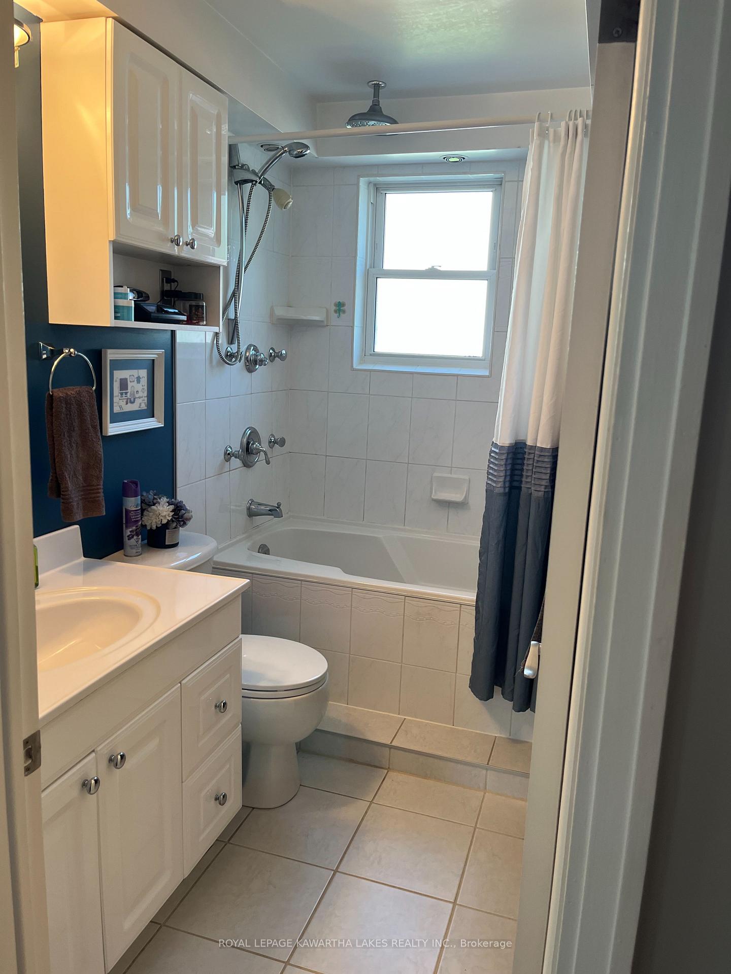Photo 22 of 463 Arndon Avenue, Peterborough, Otonabee Ward 1 — HOMEH