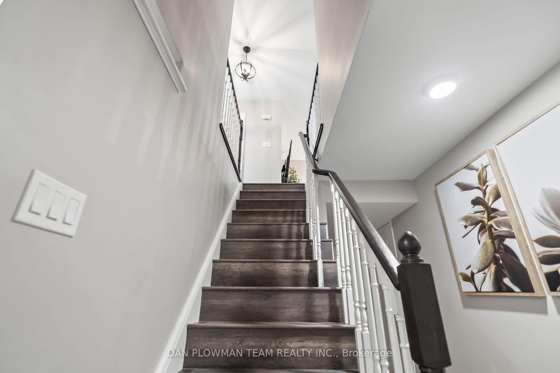 Photo 6 of 1186 Baker Street, Peterborough, Northcrest Ward 5 — HOMEH
