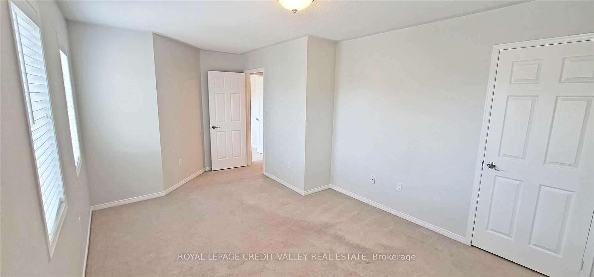 Photo 17 of 14 Mcginty Avenue, Ajax, Central East — HOMEH