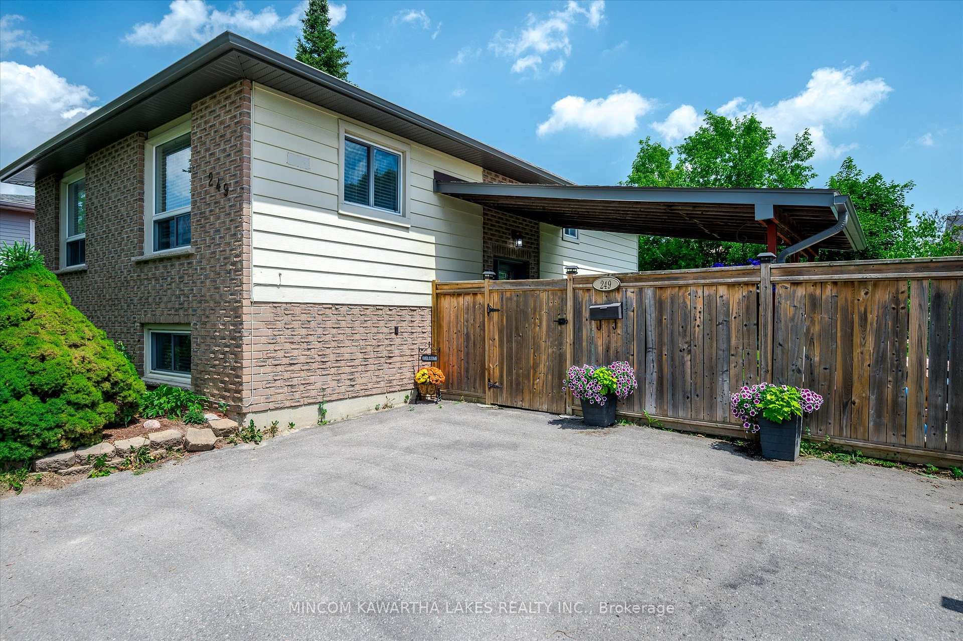 Photo 3 of 249 Middlefield Road, Peterborough, Ashburnham Ward 4 — HOMEH