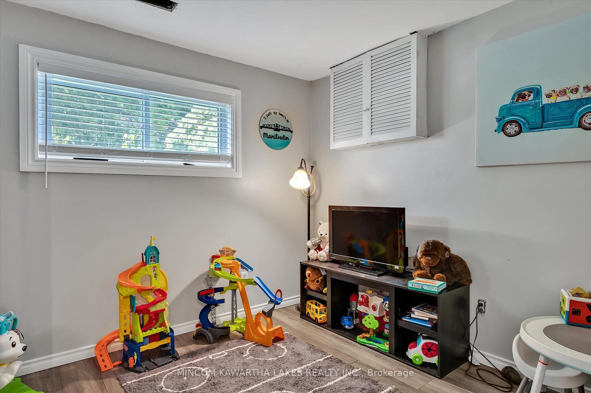 Photo 31 of 249 Middlefield Road, Peterborough, Ashburnham Ward 4 — HOMEH