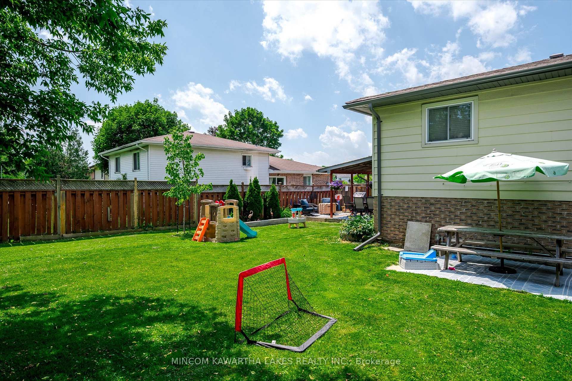 Photo 42 of 249 Middlefield Road, Peterborough, Ashburnham Ward 4 — HOMEH