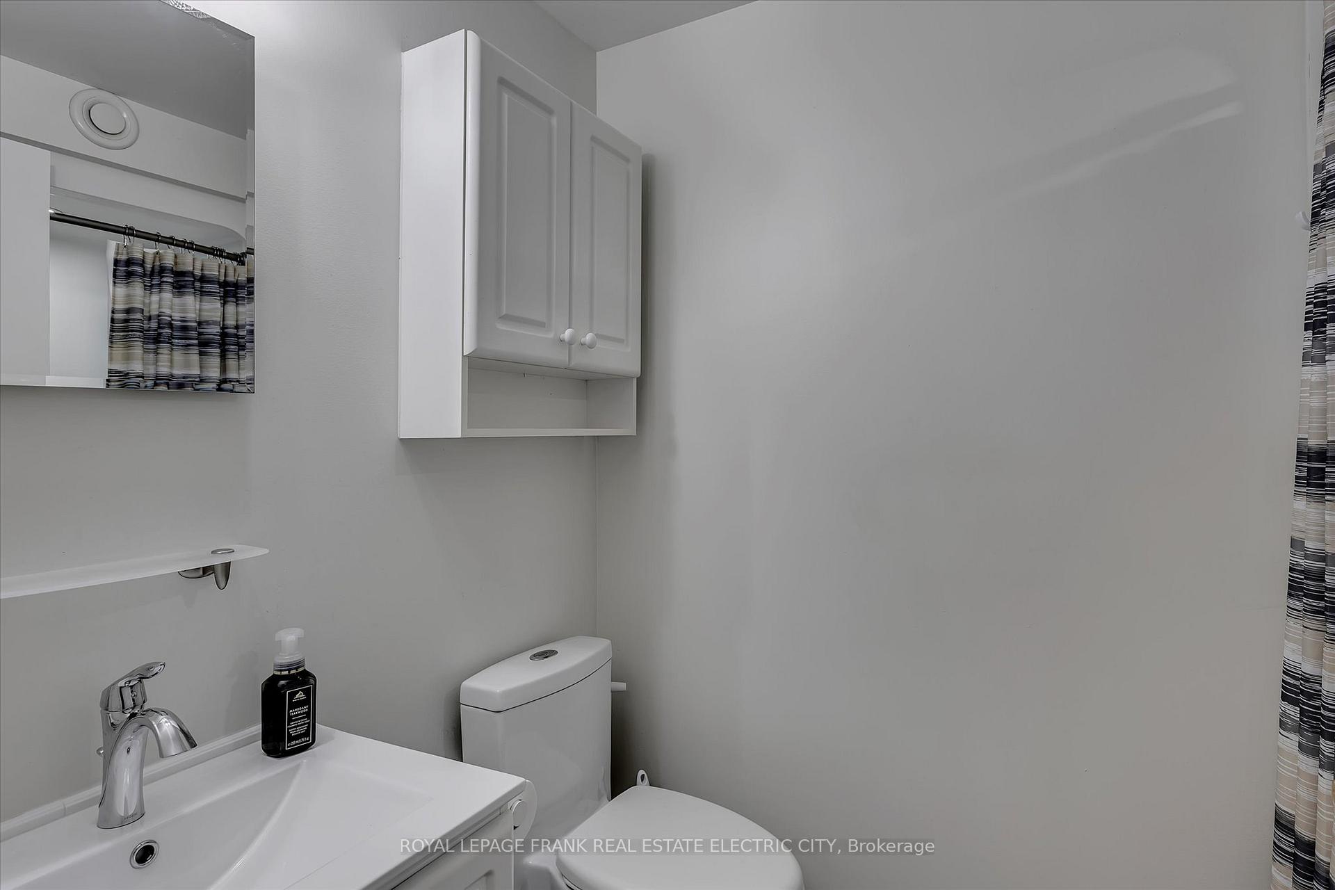 Photo 9 of 1504 Hetherington Drive, Peterborough, Northcrest Ward 5 — HOMEH