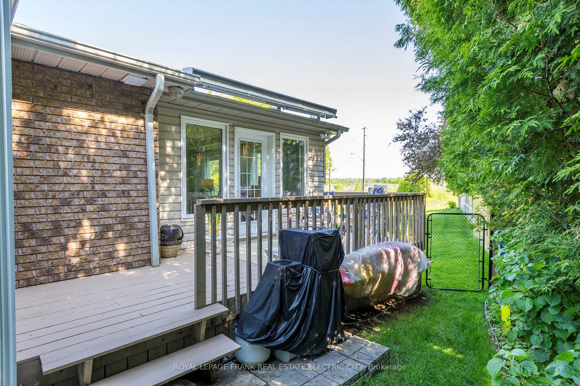 Photo 21 of 1504 Hetherington Drive, Peterborough, Northcrest Ward 5 — HOMEH
