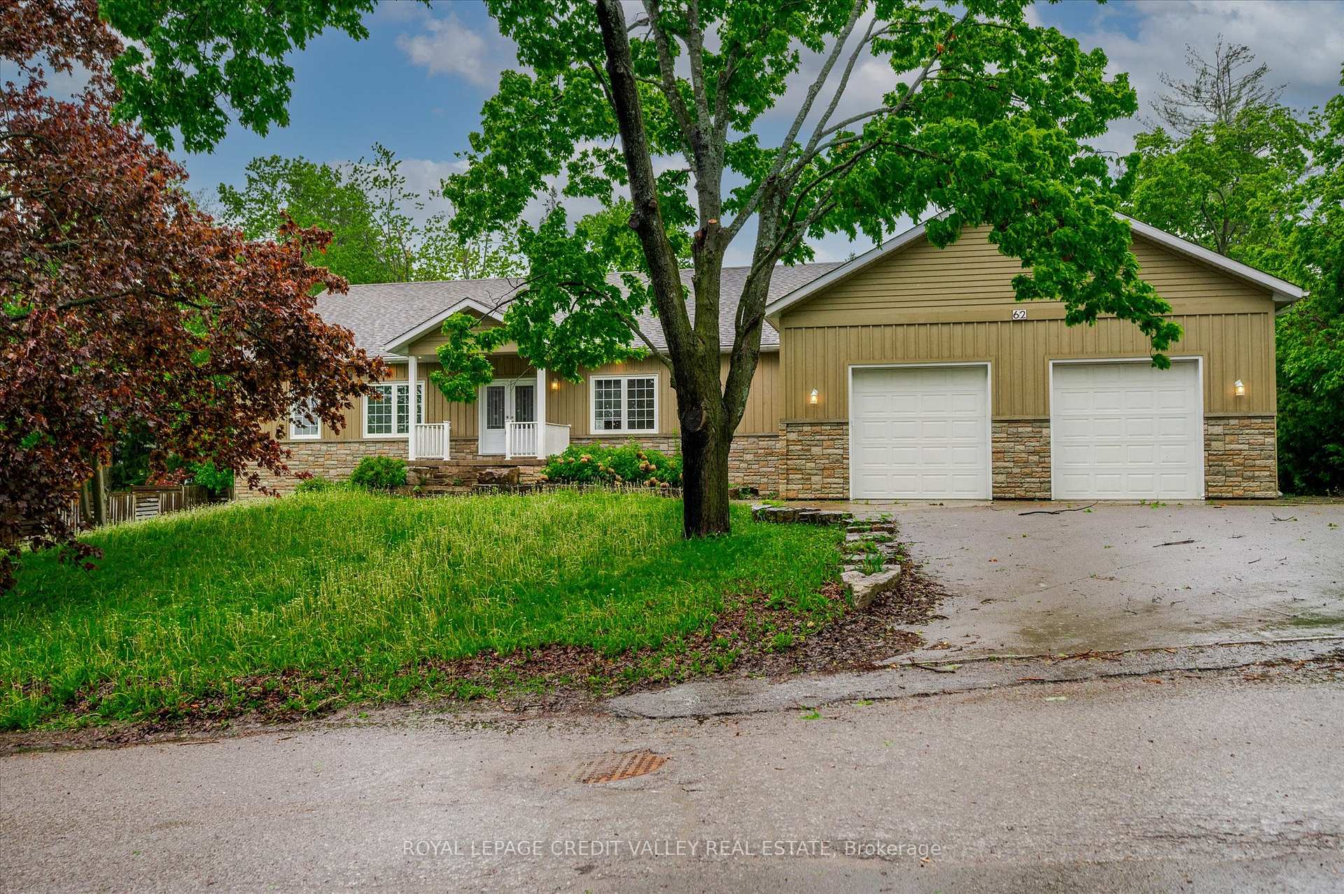 Photo 1 of 62 Edgewood Road, Peterborough, Monaghan Ward 2 — HOMEH