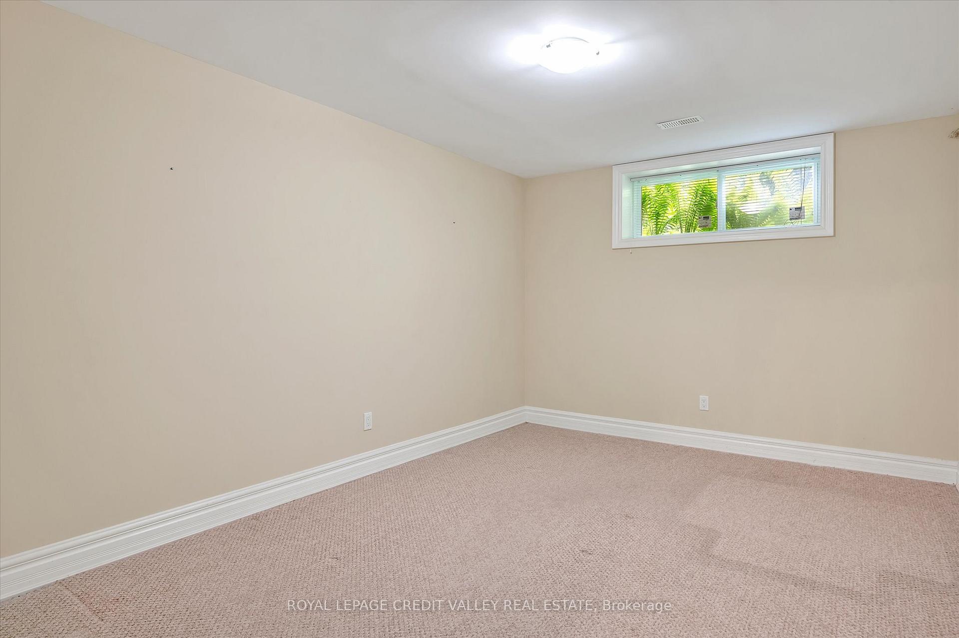Photo 34 of 62 Edgewood Road, Peterborough, Monaghan Ward 2 — HOMEH