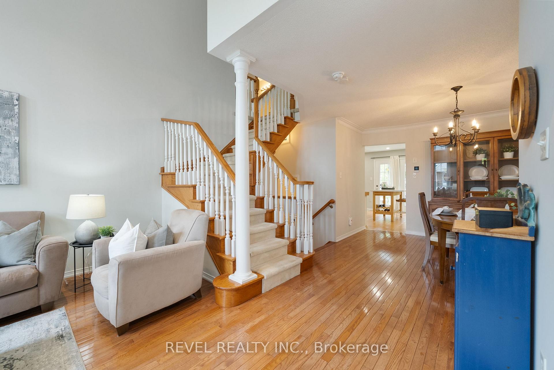 Photo 9 of 39 Handley Crescent, Ajax, South East — HOMEH