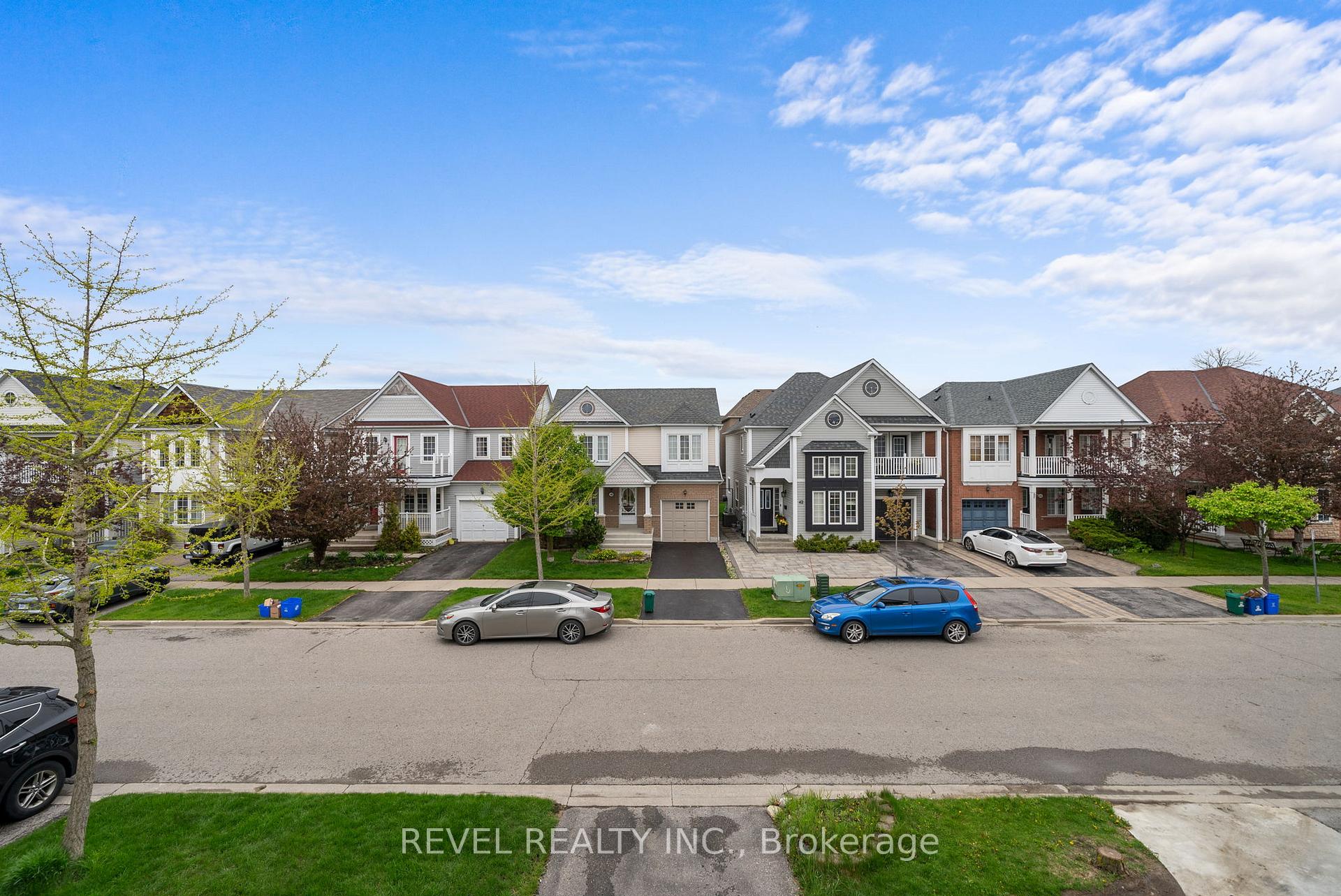 Photo 31 of 39 Handley Crescent, Ajax, South East — HOMEH