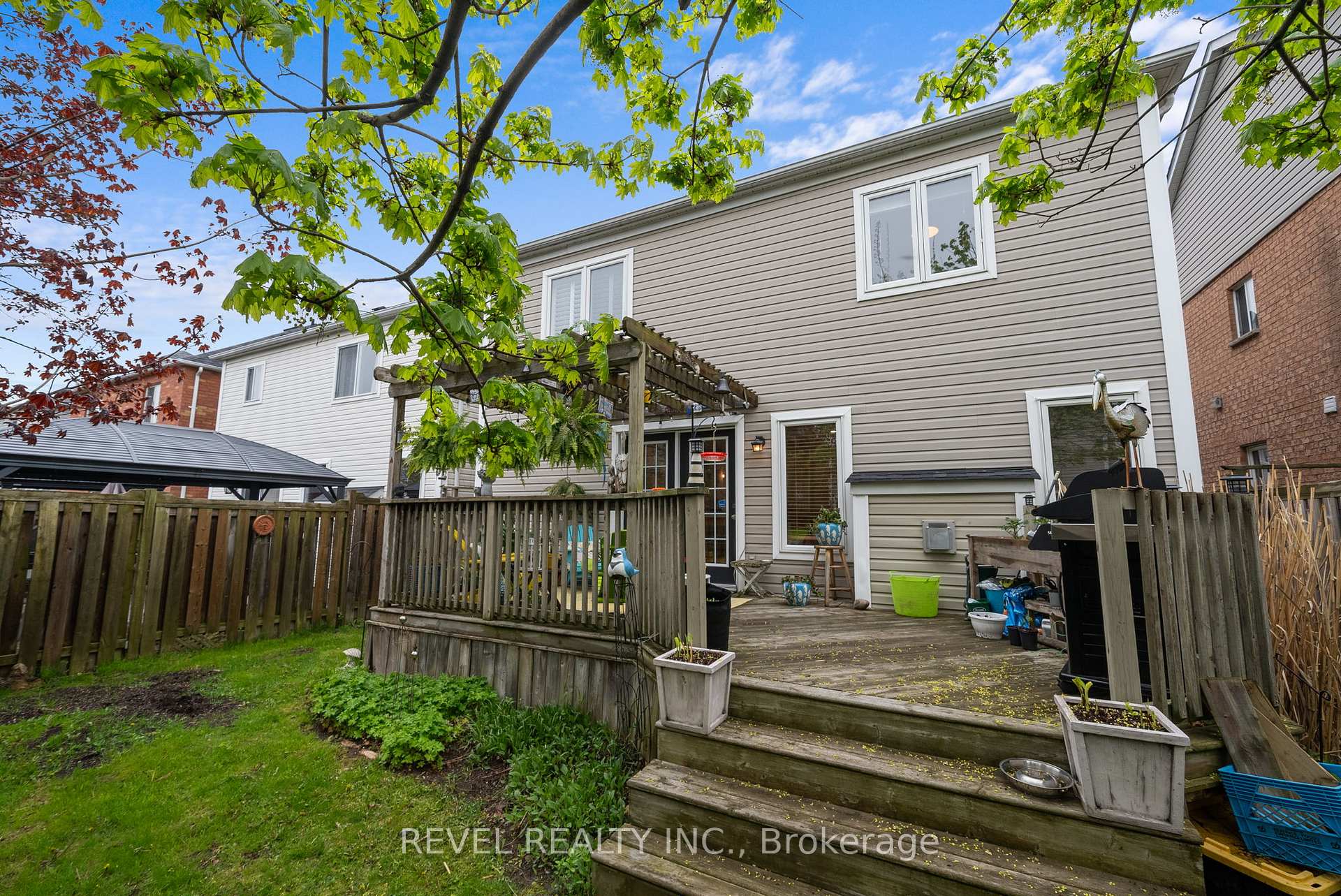 Photo 29 of 39 Handley Crescent, Ajax, South East — HOMEH