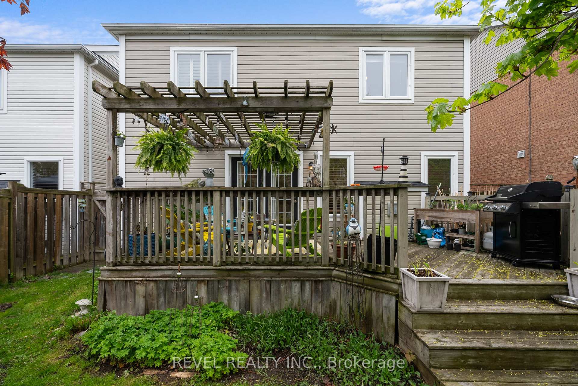 Photo 35 of 39 Handley Crescent, Ajax, South East — HOMEH