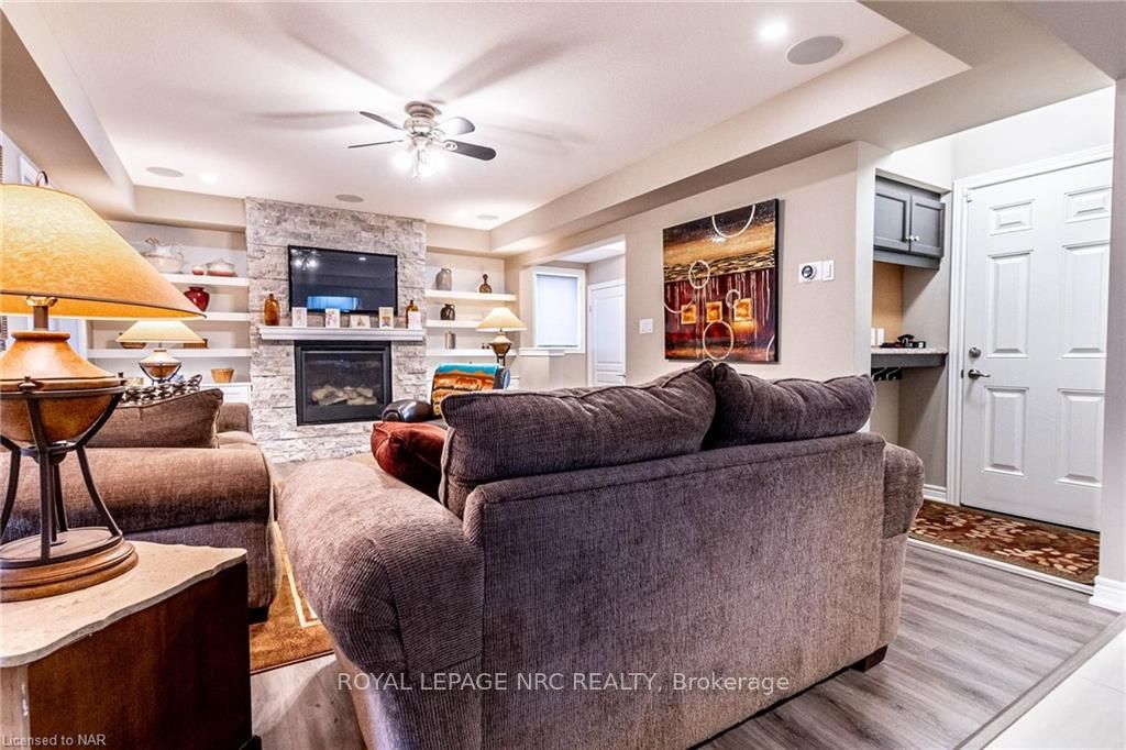 Photo 10 of 88 Spruce Crescent, Welland, Coyle Creek — HOMEH