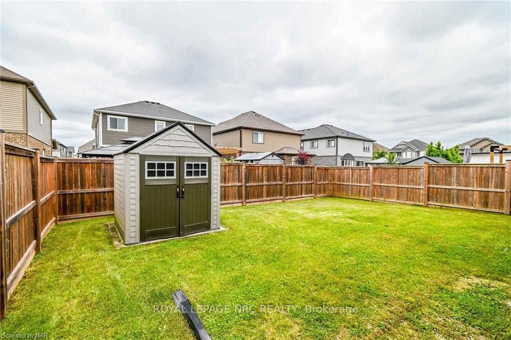 Photo 31 of 88 Spruce Crescent, Welland, Coyle Creek — HOMEH