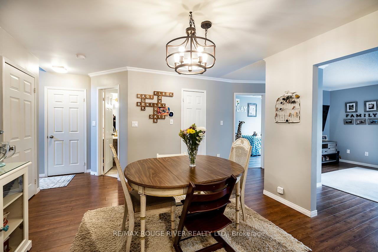 Photo 7 of 1330 Eagle Crescent, Peterborough, Monaghan Ward 2 — HOMEH
