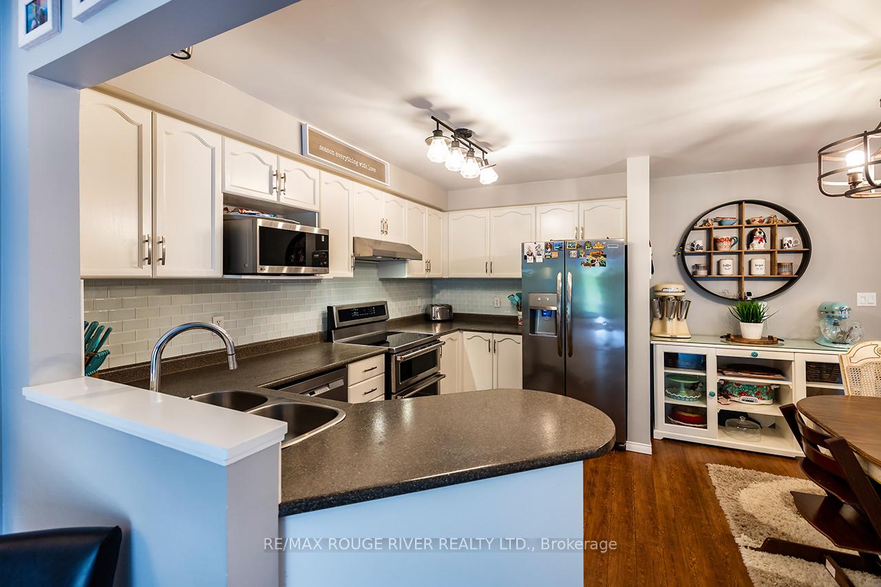 Photo 11 of 1330 Eagle Crescent, Peterborough, Monaghan Ward 2 — HOMEH
